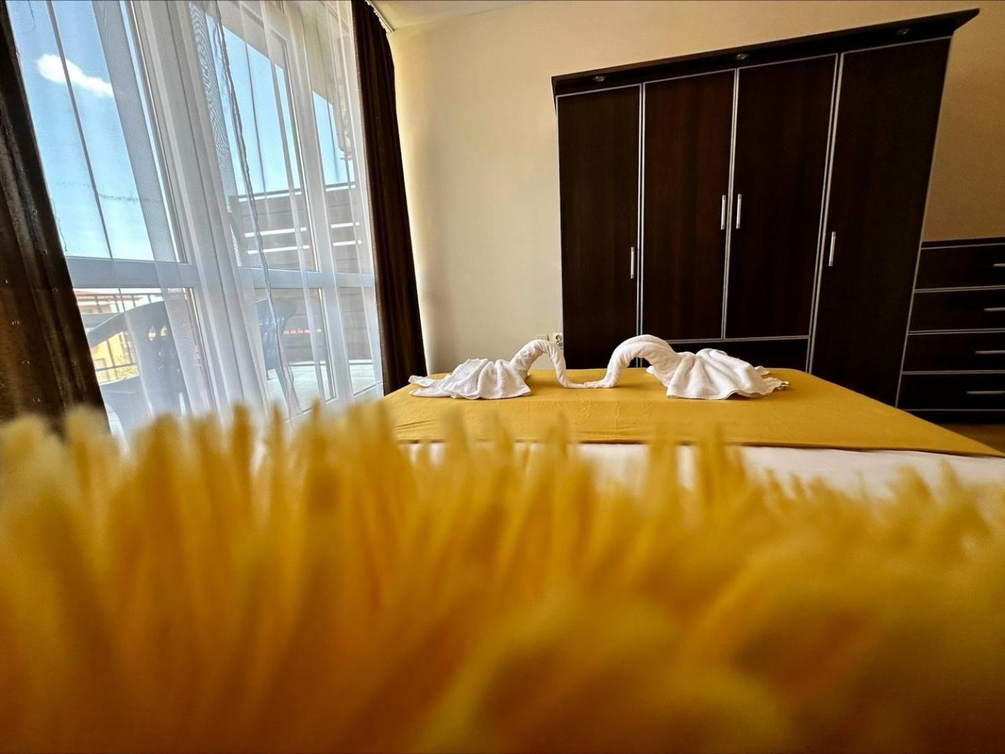 Menada Luxor Apartments Sveti Vlas Chambre photo