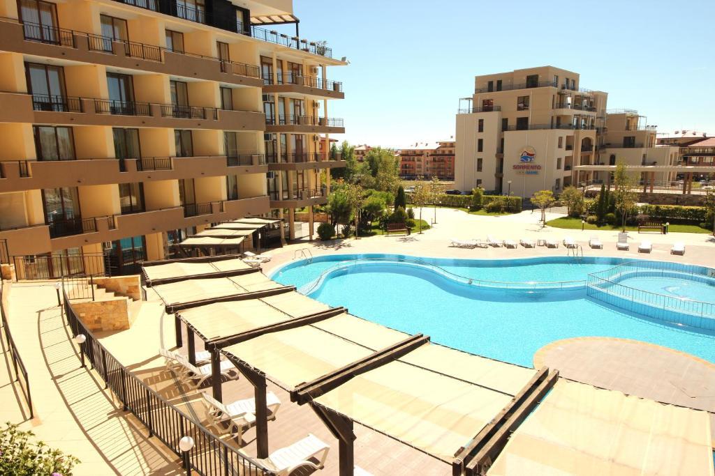 Menada Luxor Apartments Sveti Vlas Extérieur photo